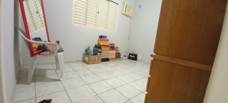 Imagem Casa com 5 Quartos à Venda, 160 m² em Jardim Universitário - Cuiabá