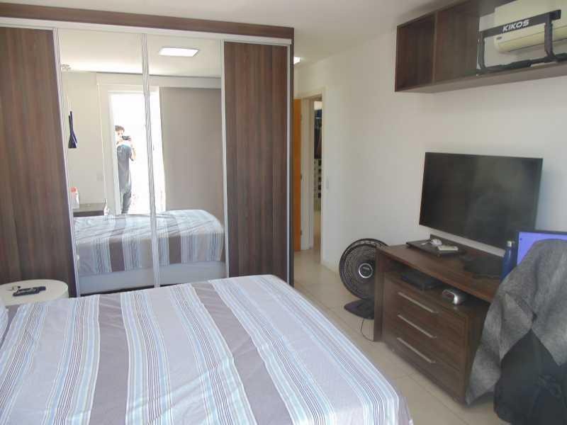 Imagem Cobertura com 4 Quartos à Venda, 299 m²em Piratininga - Niterói