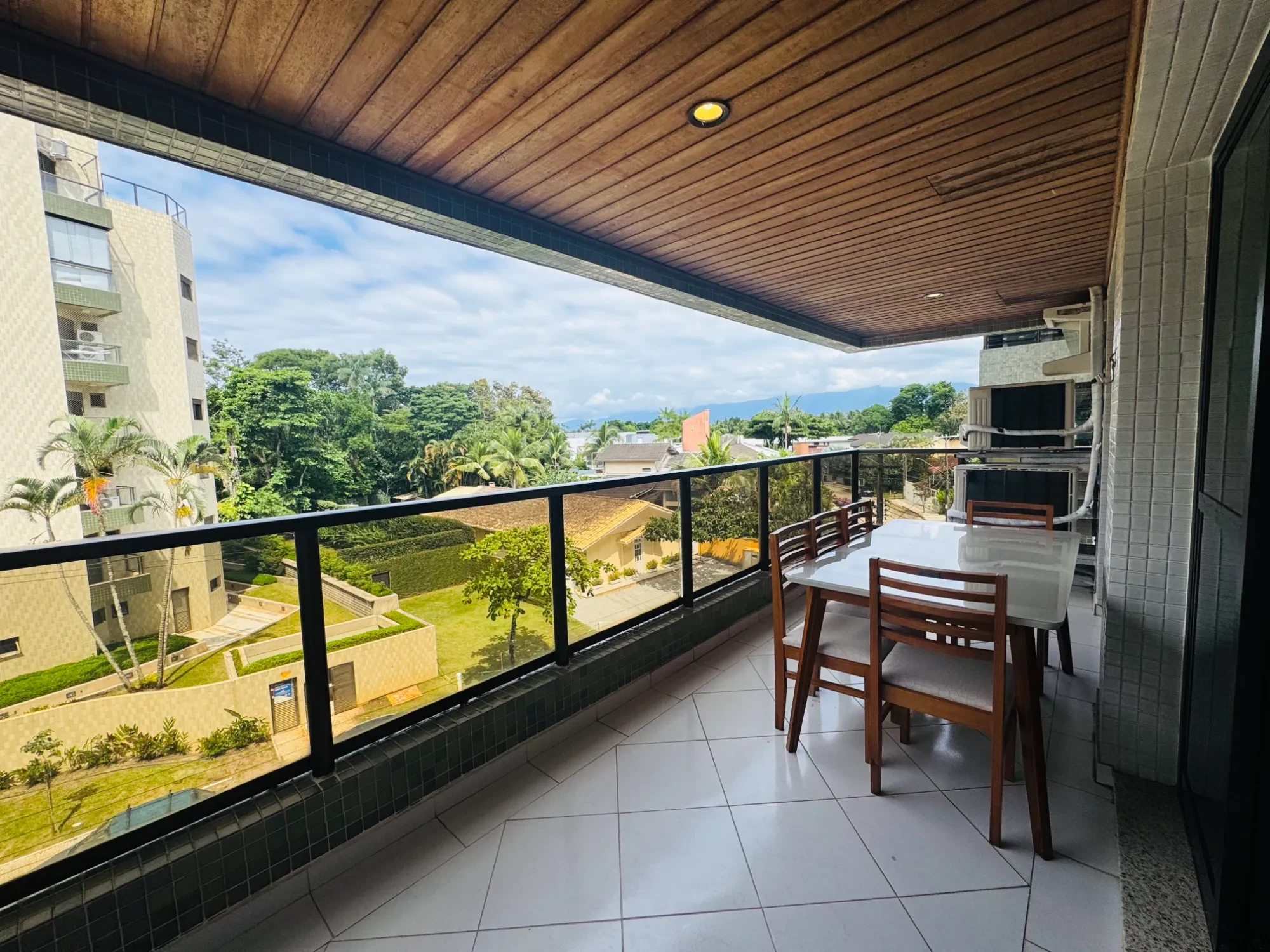Imagem Apartamento com 3 Quartos à Venda, 104 m² em Riviera - Bertioga