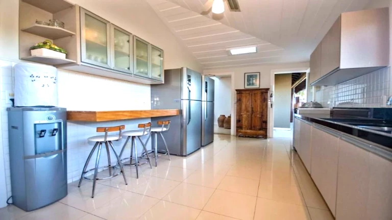 Imagem Casa com 6 Quartos à Venda, 580 m² em Ferradura - Armação dos Búzios