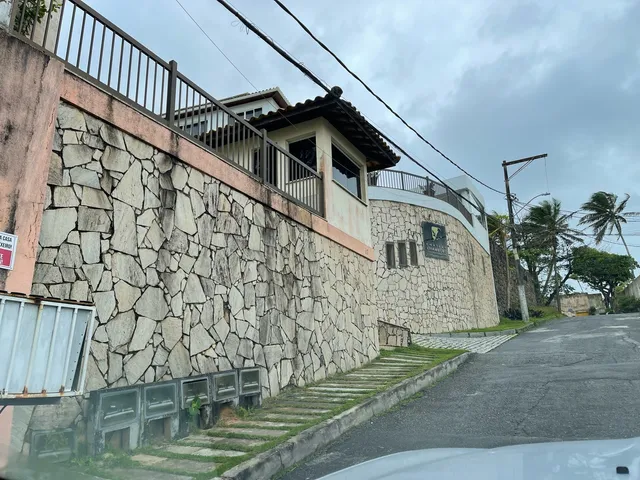 Imagem Casa com 3 Quartos à Venda, 311 m²em Pituaçu - Salvador
