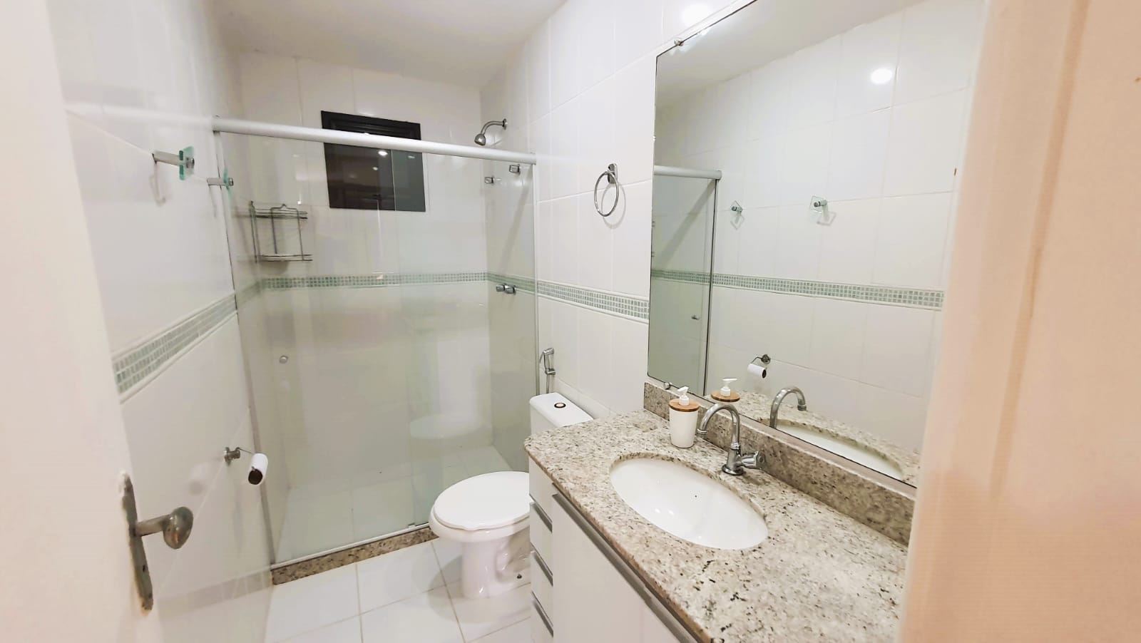 Foto do imóvel: Cobertura com 4 Quartos à Venda, 388 m² em Enseada Azul - Guarapari