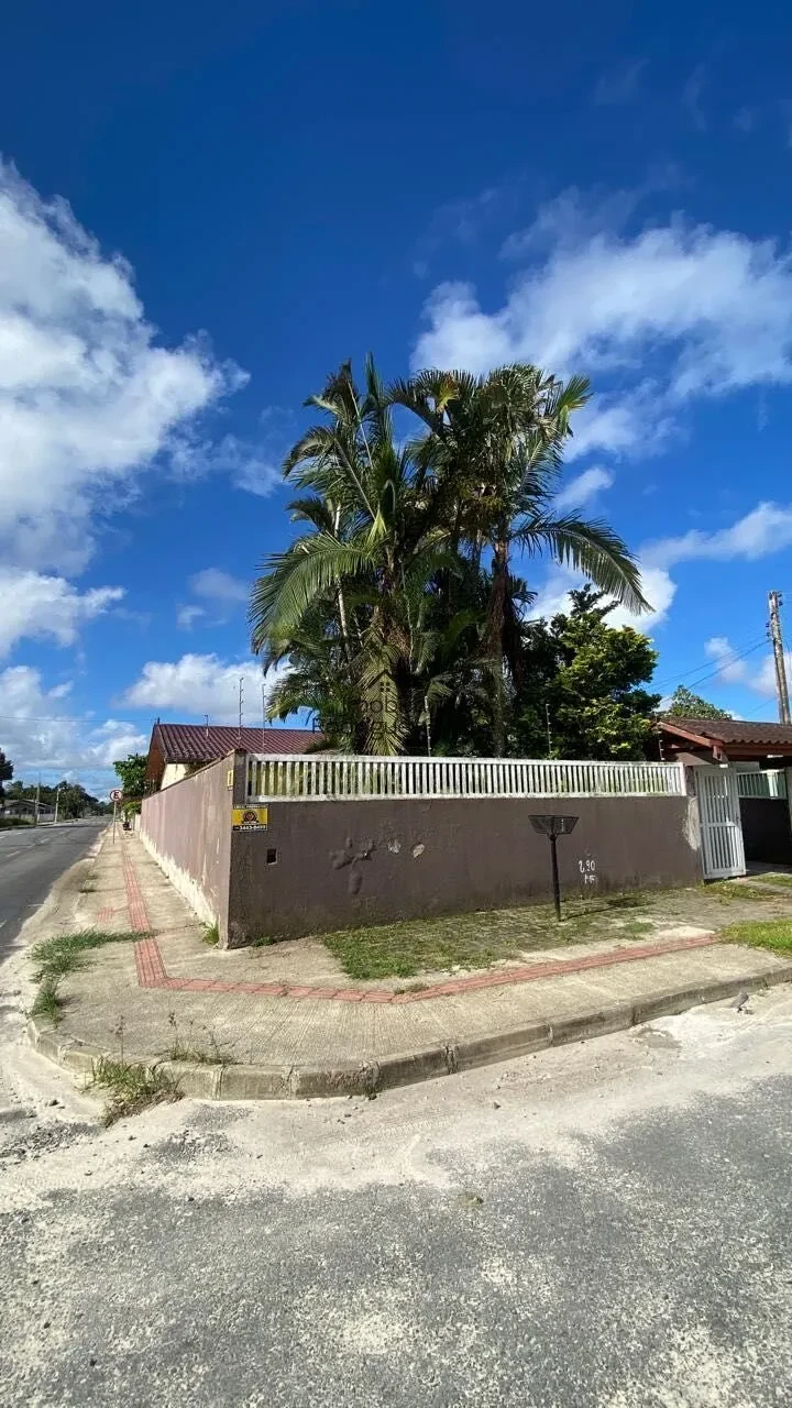 Imagem Casa com 3 Quartos à Venda, 154 m² em Barra do Saí - Itapoá
