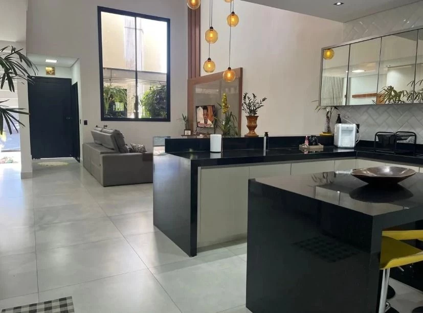 Foto do imóvel: Sobrado com 4 Quartos à Venda, 28.500 m² em Jardim São Marcos - Valinhos