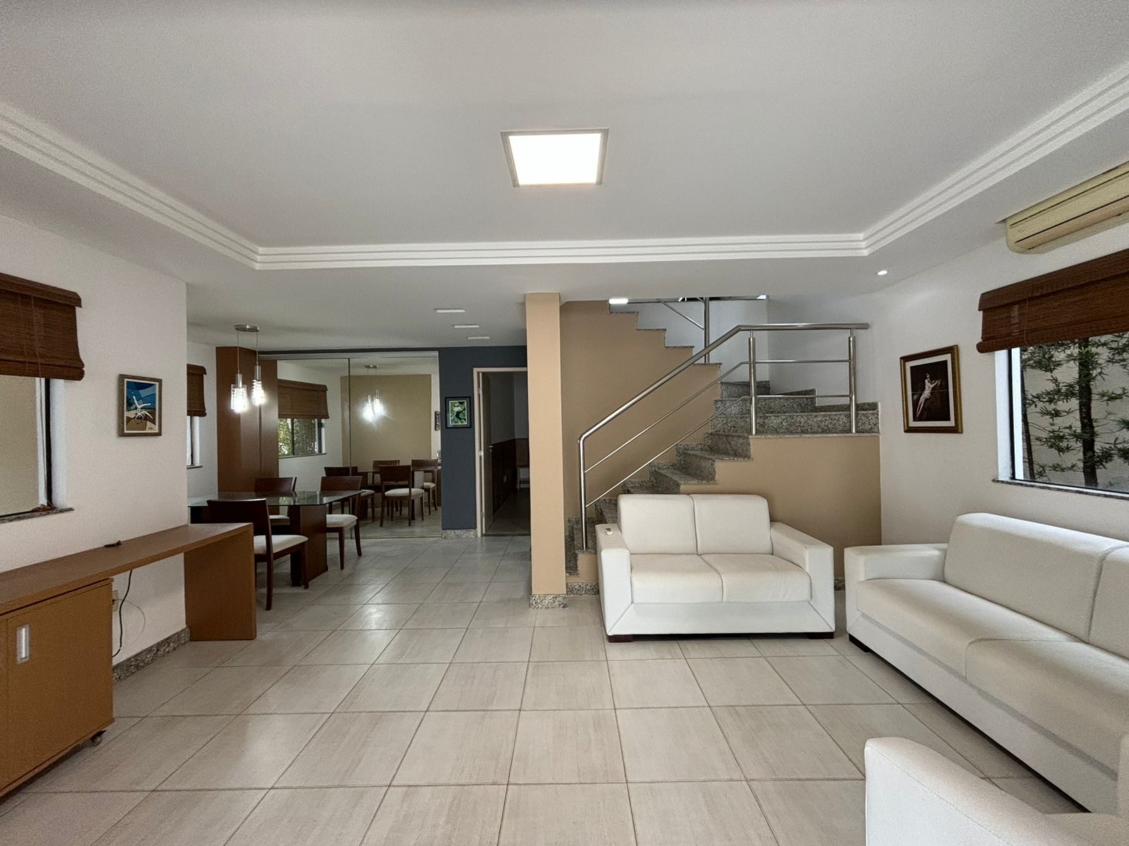 Imagem Casa com 3 Quartos para Alugar, 170 m²em Buraquinho - Lauro de Freitas