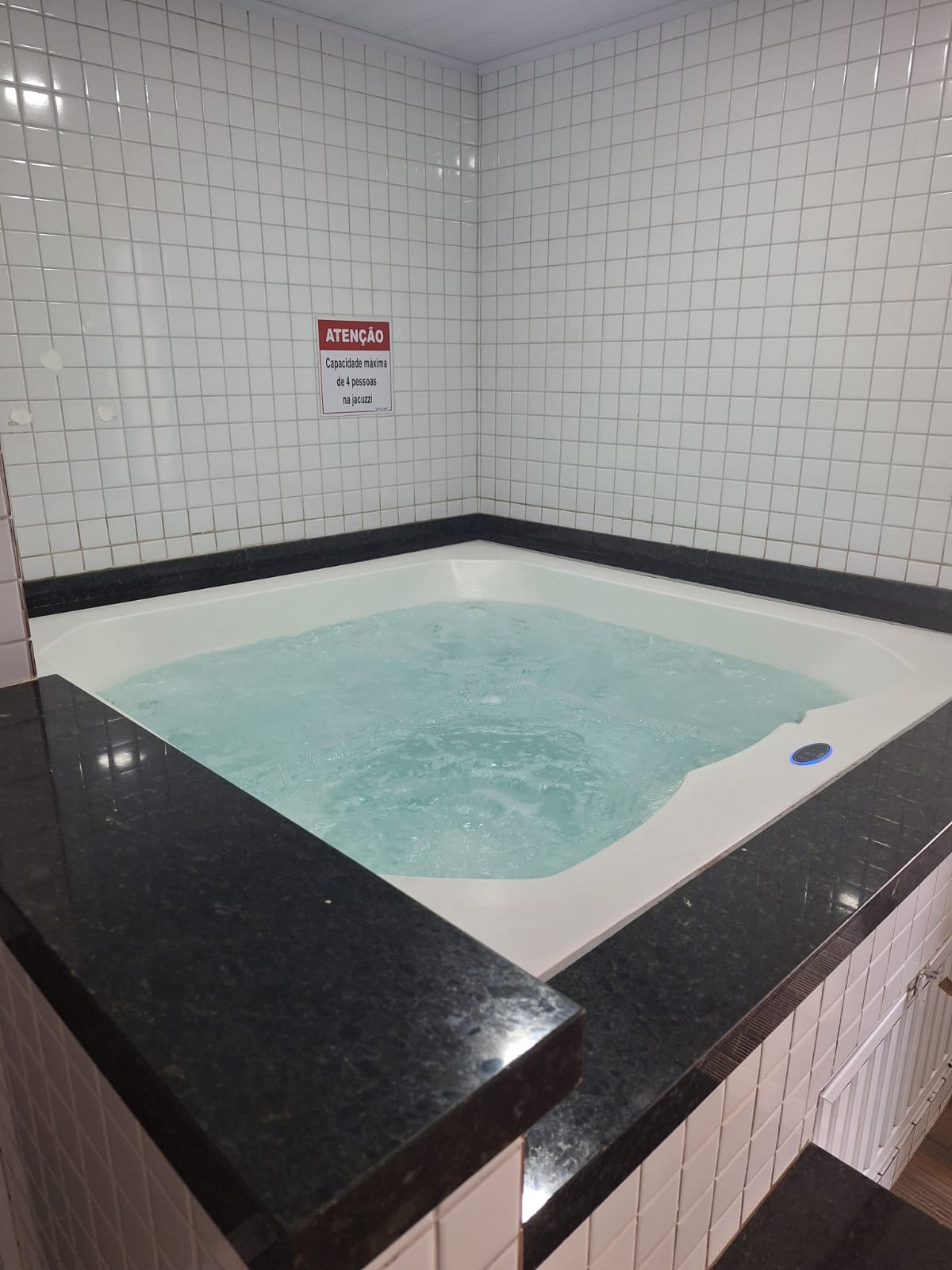 Imagem Apartamento com 2 Quartos à Venda, 90 m² em Aviação - Praia Grande