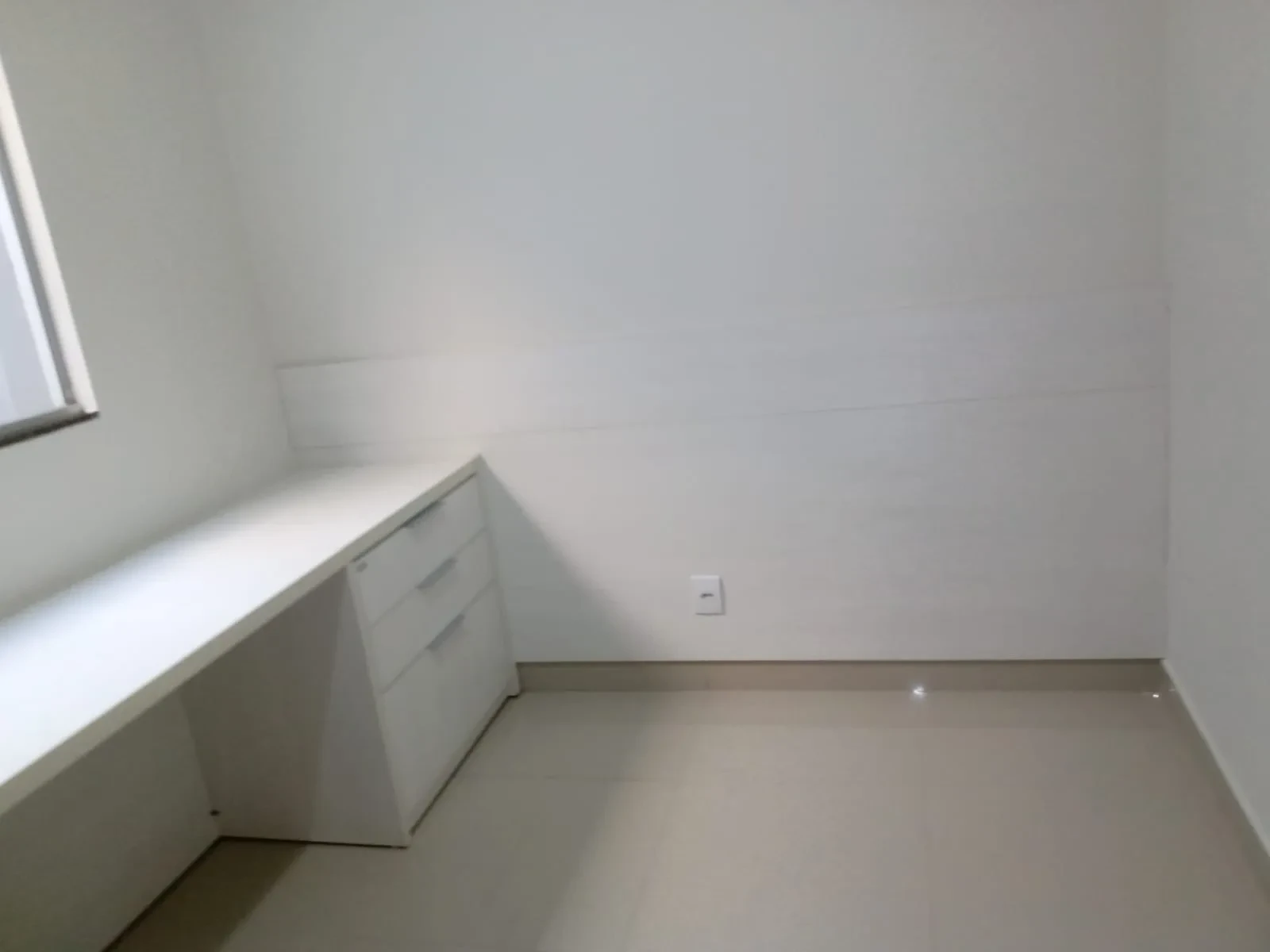Imagem Casa com 2 Quartos para Alugar, 130 m² em Poção - Cuiabá