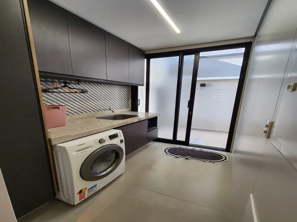 Imagem Casa de Condomínio com 4 Quartos à Venda, 270 m² em Jardim Novo Mundo - Jundiaí