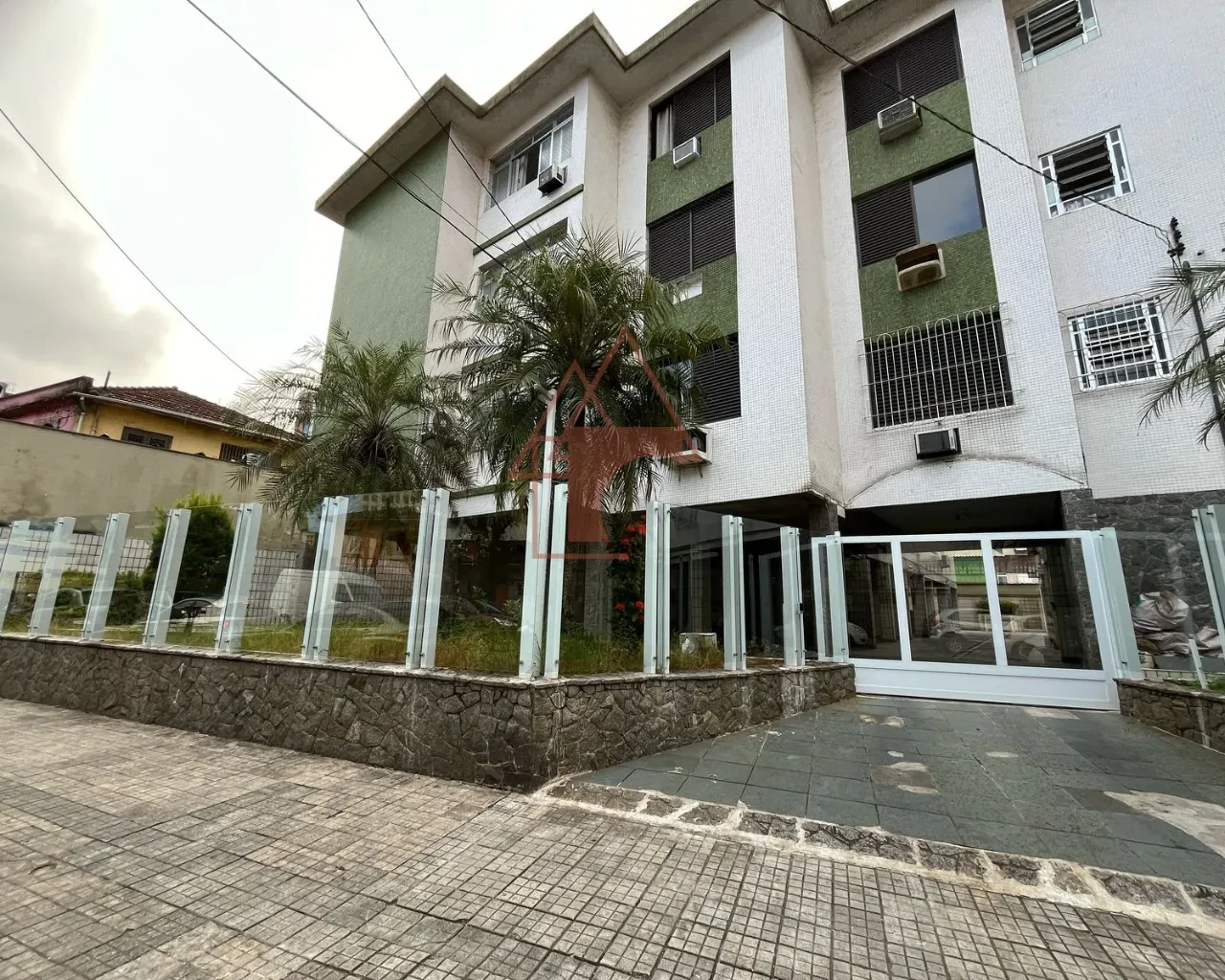 Imagem Apartamento com 2 Quartos à Venda, 69 m² em Encruzilhada - Santos