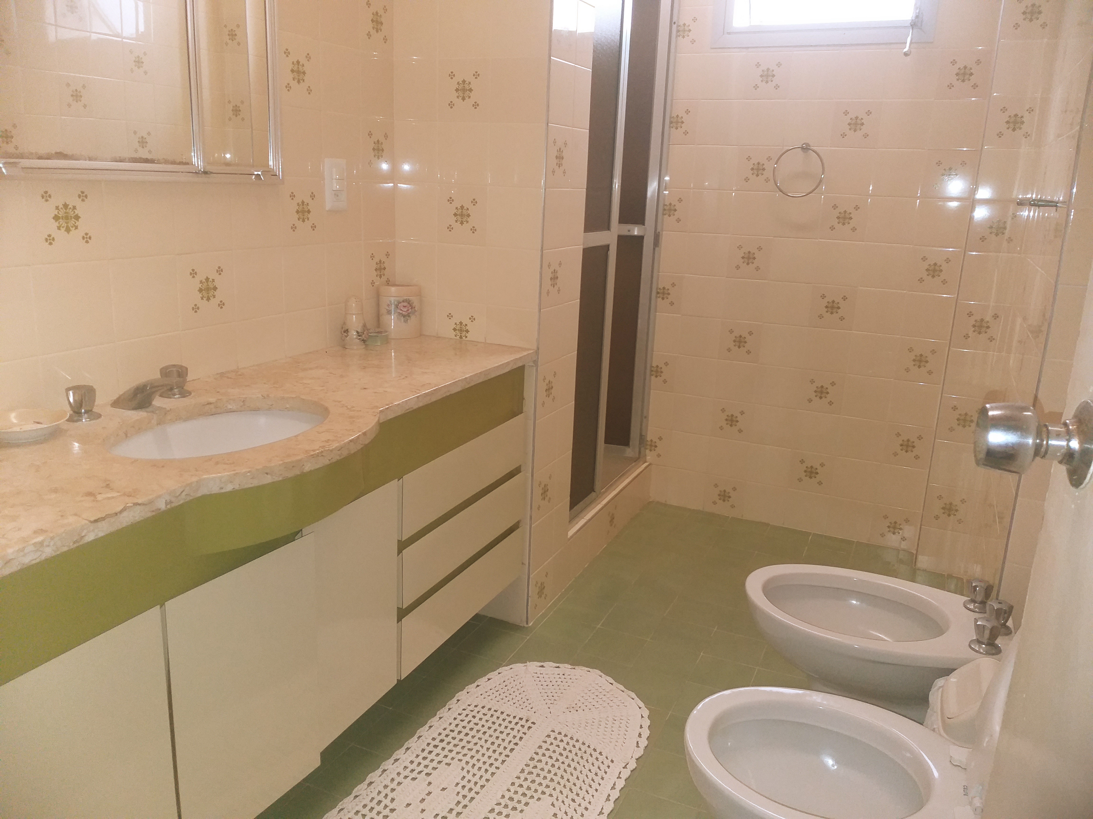 Imagem Apartamento com 3 Quartos à Venda ou Locação, 190 m² em Pitangueiras - Guarujá