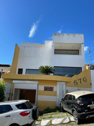 Casa com 4 Quartos à Venda, 290 m² em Caixa D'Água - Jequié