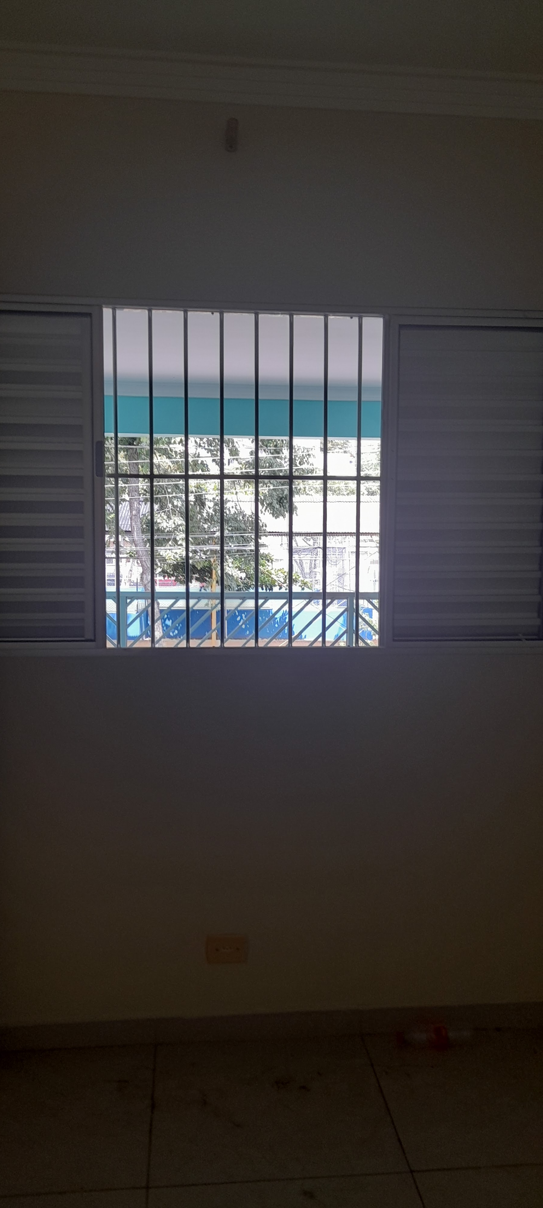 Imagem Casa com 4 Quartos para Alugar, 200 m²em Jardim Figueira Grande - São Paulo