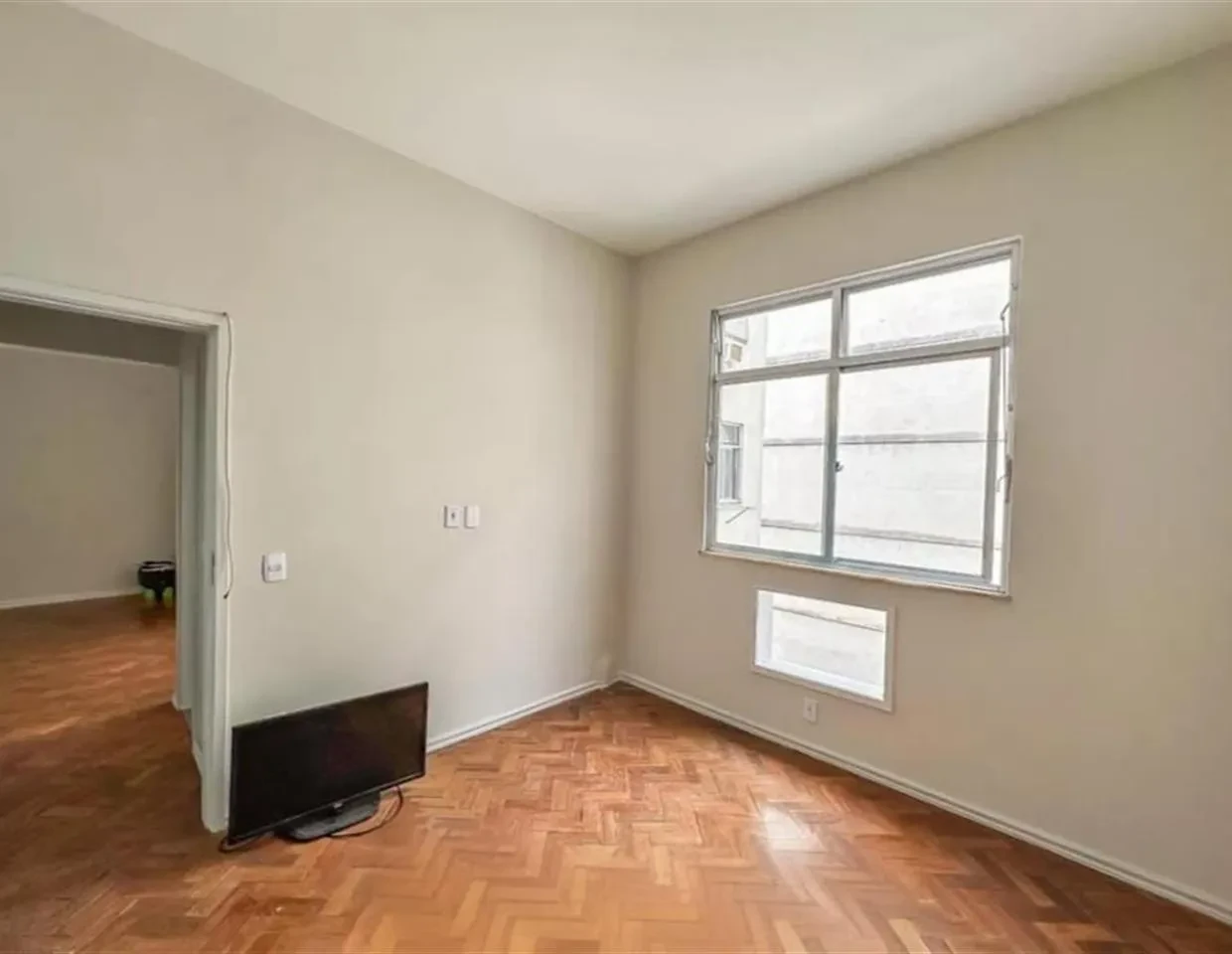 Imagem Apartamento com 1 Quarto à Venda, 32 m² em Catete - Rio de Janeiro
