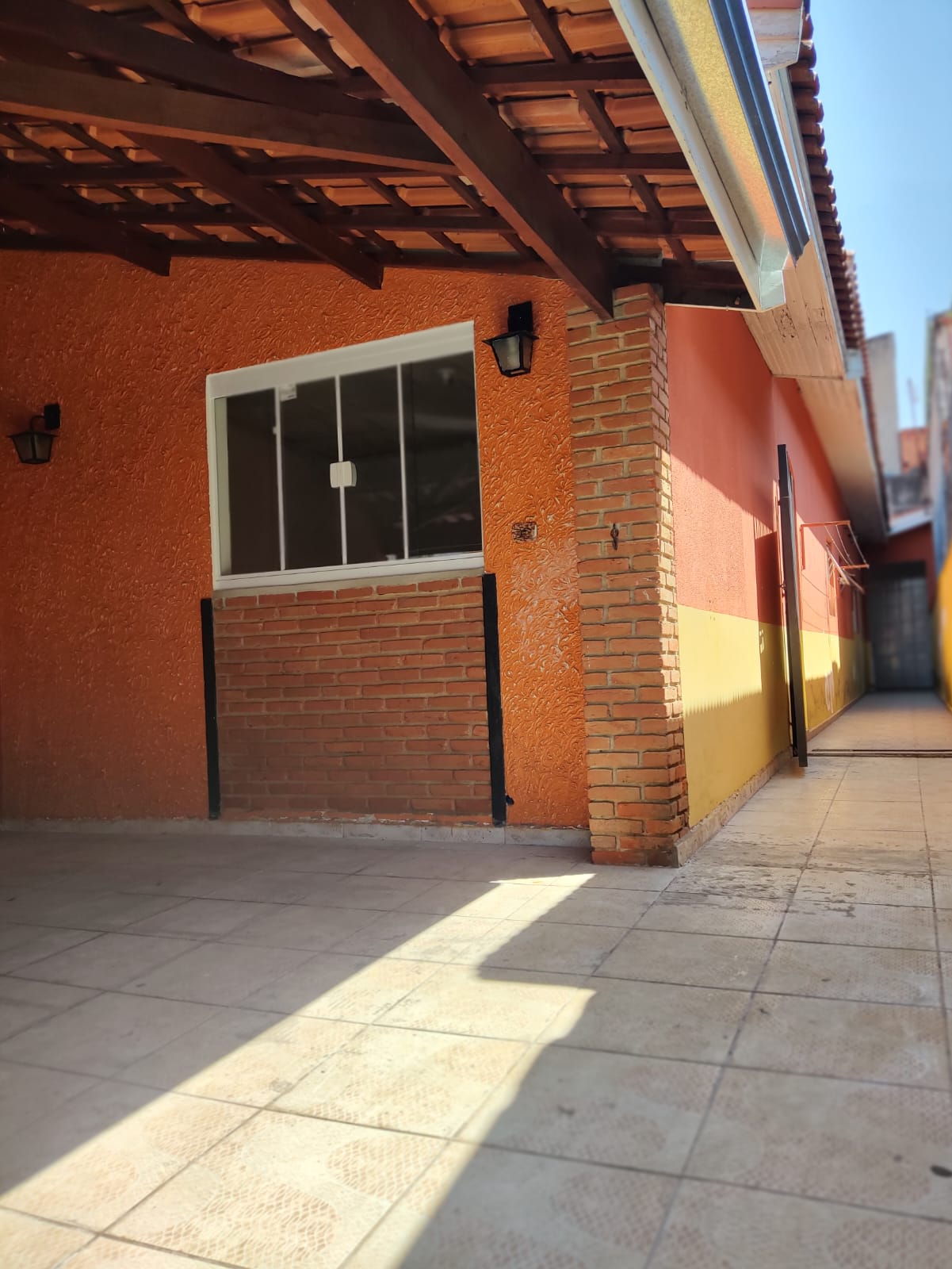 Imagem Casa com 2 Quartos à Venda, 93 m²em Jardim Santo André - Sorocaba