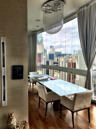 Apartamento com 2 Quartos para Alugar, 108 m² em Cidade Monções - São Paulo