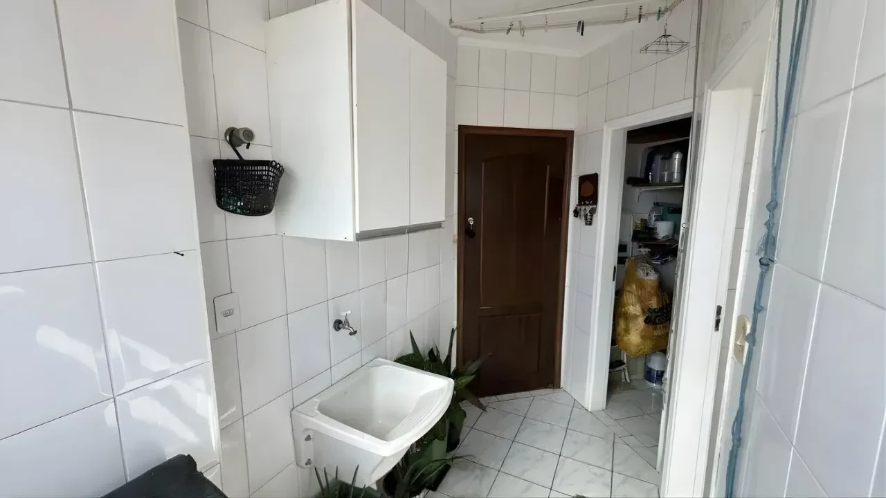 Imagem Apartamento com 2 Quartos à Venda, 82 metros em Embaré - Santos