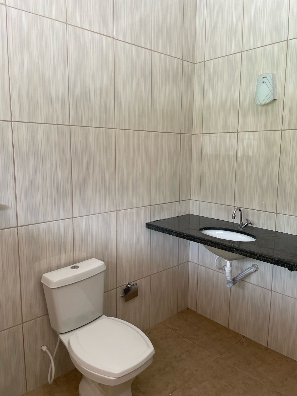 Imagem Casa de Condomínio com 3 Quartos à Venda, 1 m²em Condomínio Vale do Ouro - Ribeirão das Neves