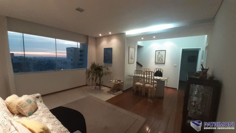 Imagem Cobertura com 3 Quartos à Venda, 247 m² em Serra - Belo Horizonte