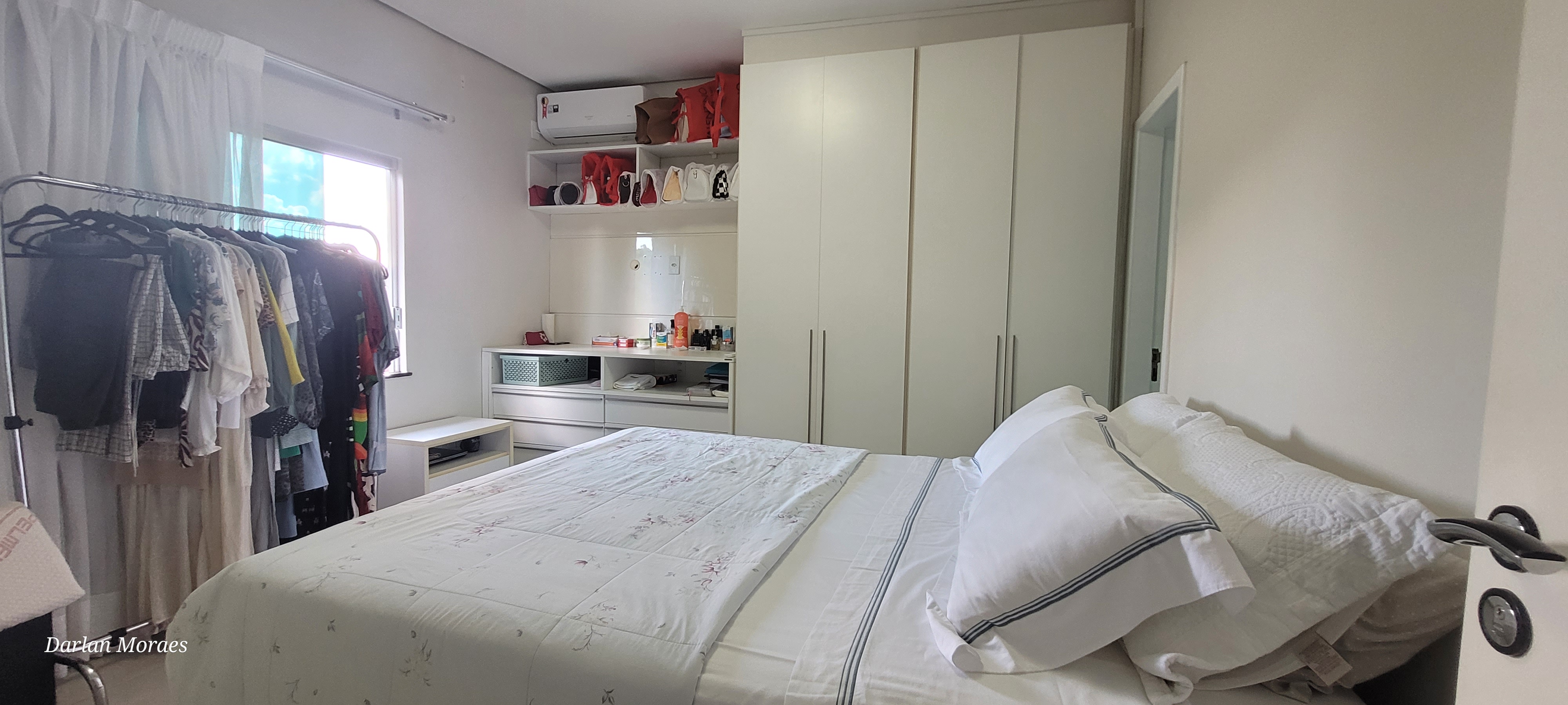 Imagem Casa de Condomínio com 4 Quartos à Venda, 250 m²em Ponta Negra - Manaus