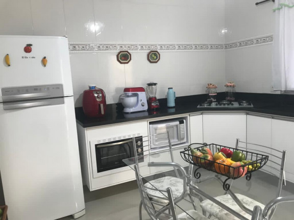 Sobrado com 2 Quartos à Venda, 147 m² em Borda Da Mata - Caçapava