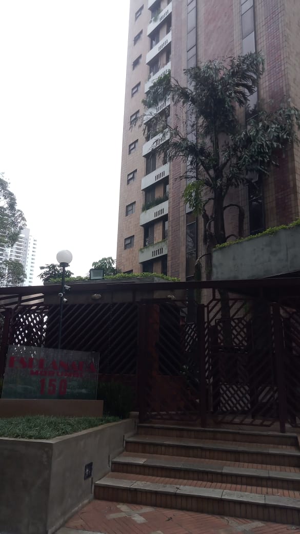 Imagem Apartamento com 3 Quartos à Venda, 213 m² em Vila Suzana - São Paulo
