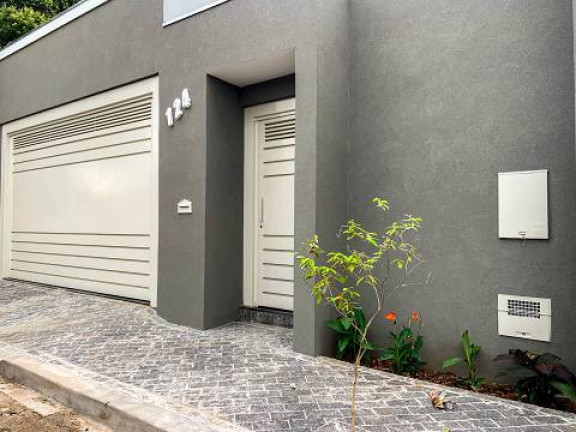 Imagem Casa com 3 Quartos à Venda, 208 m² em Jardim Brasil - Araçatuba