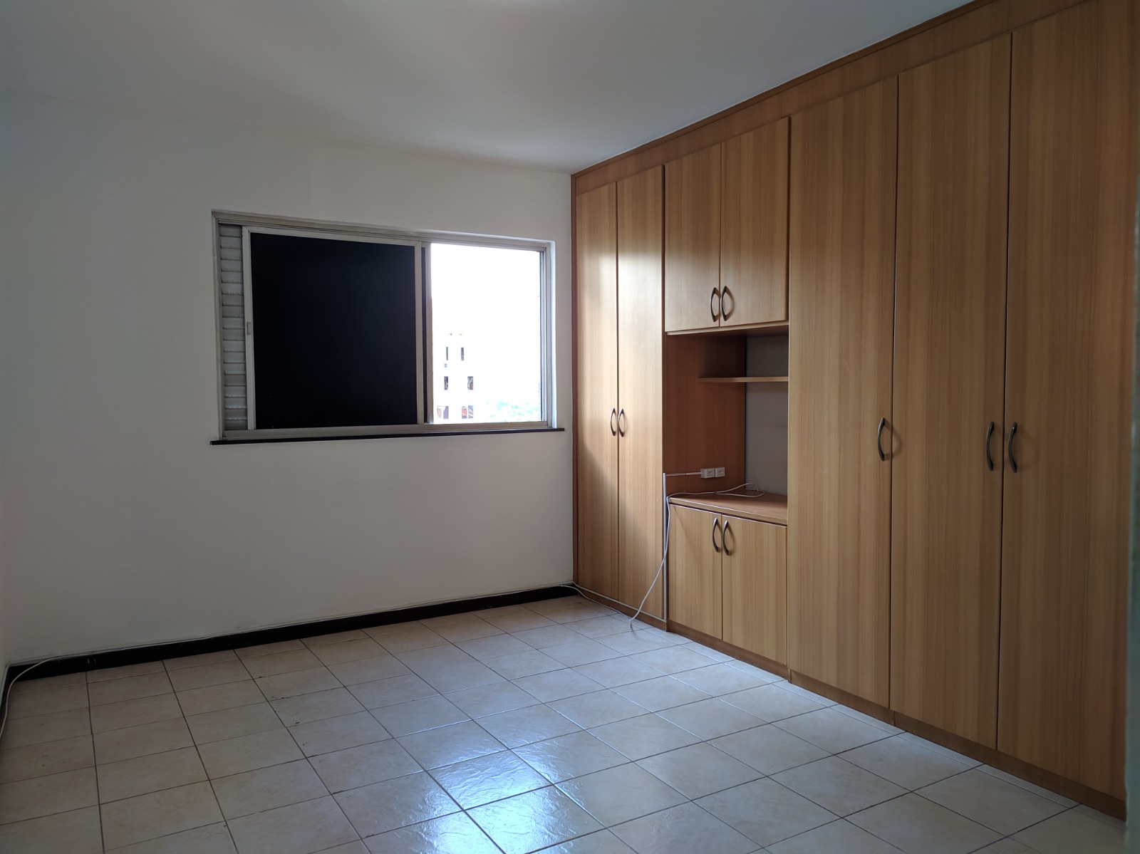 Imagem Apartamento com 4 Quartos para Alugar, 200 m²em Jurunas - Belém