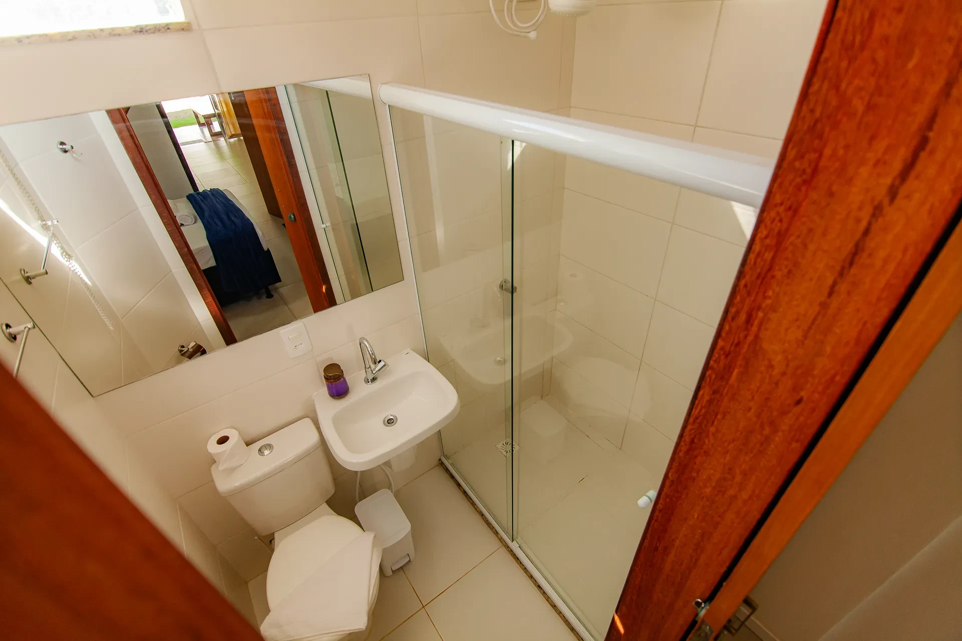 Imagem Casa de Condomínio com 3 Quartos à Venda ou Temporada, 100 m² em Imbassaí - Mata de São João