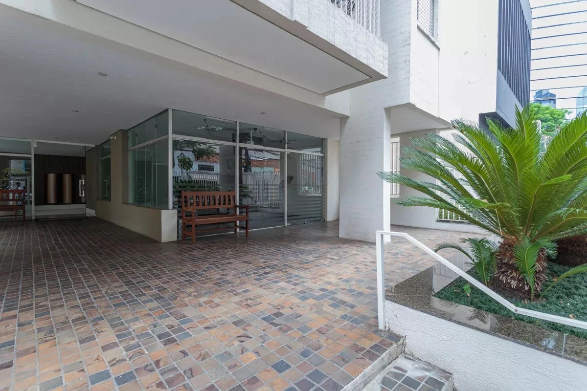 Imagem Apartamento com 2 Quartos à Venda, 52 m² em Itaim Bibi - São Paulo