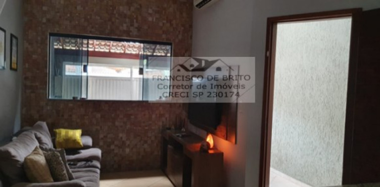 Casa com 2 Quartos à Venda, 69 m² em Vila Bionde - Cruzeiro