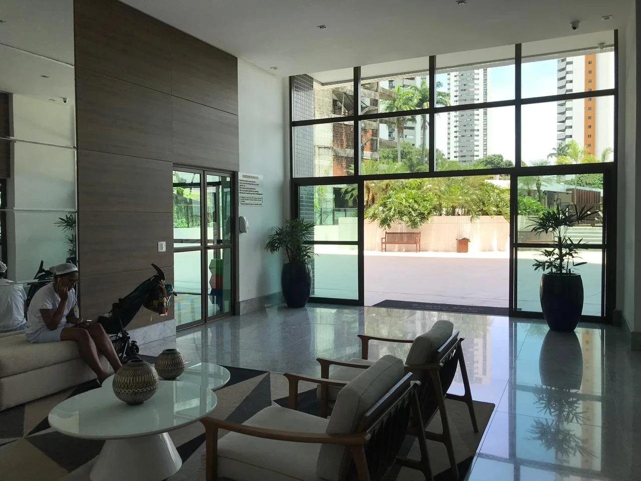Imagem Apartamento com 5 Quartos para Alugar, 207 m² em Monteiro - Recife
