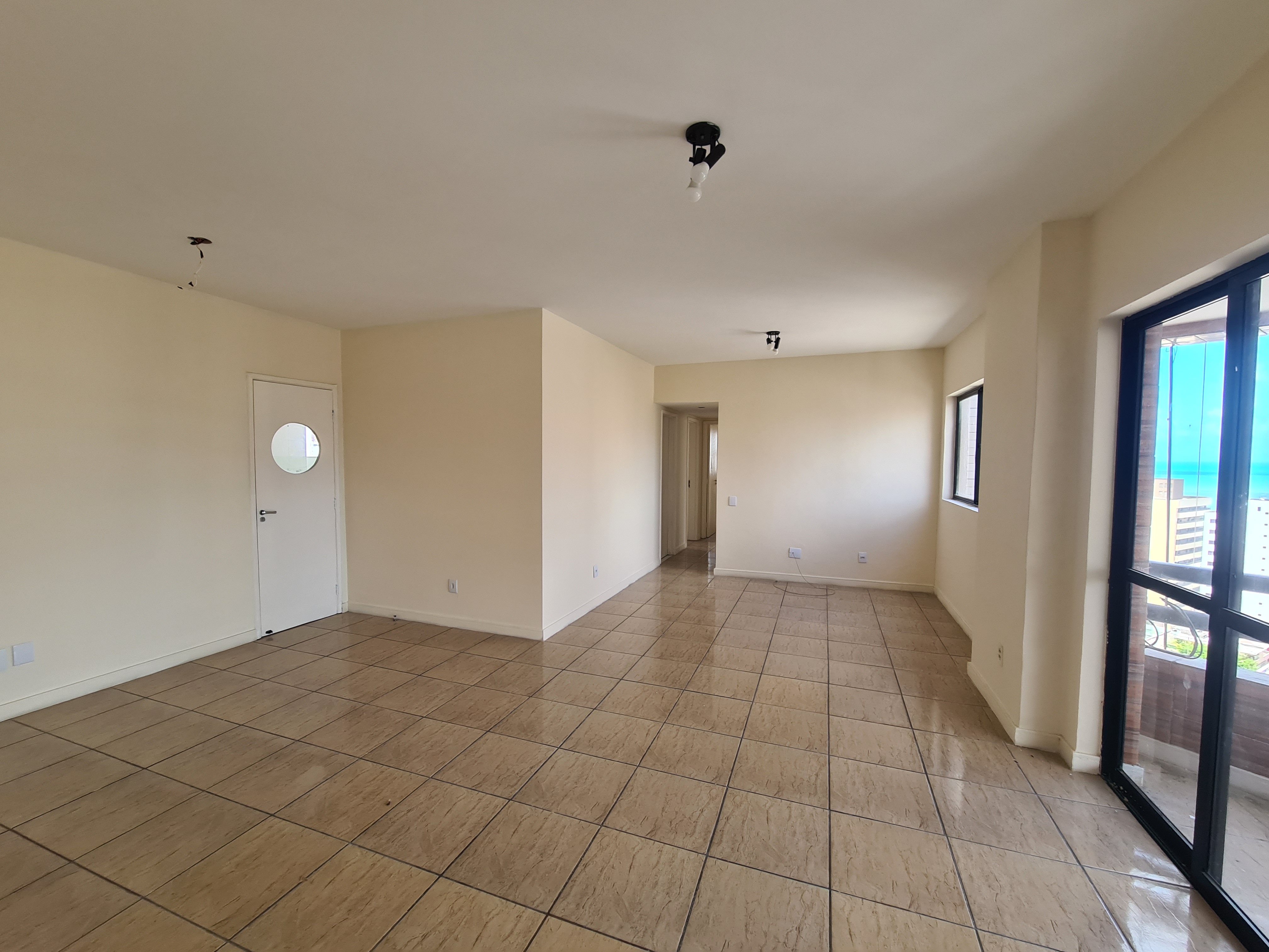Imagem Apartamento com 3 Quartos à Venda, 113 m²em Meireles - Fortaleza