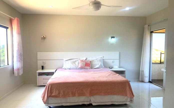 Imagem Casa com 5 Quartos à Venda, 410 m² em Vila Verde - Armação dos Búzios