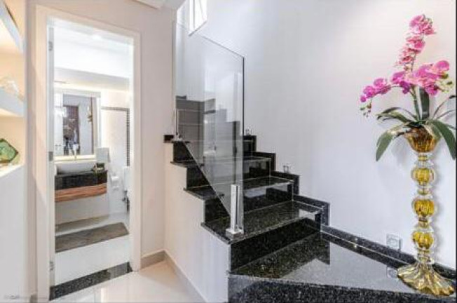 Imagem Sobrado com 3 Quartos à Venda, 135 m² em Atuba - Curitiba