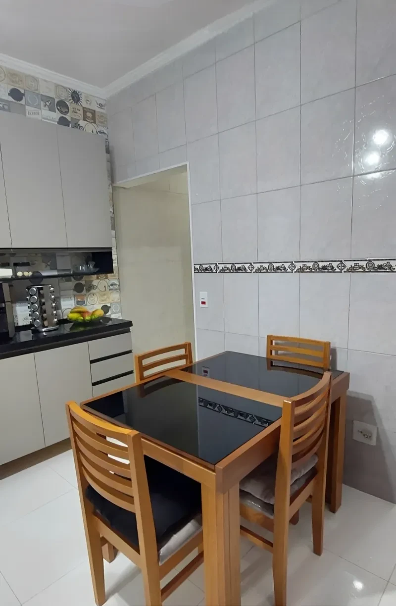 Imagem Casa de Vila com 2 Quartos à Venda, 108 metros em Residencial Colinas - Mogi das Cruzes