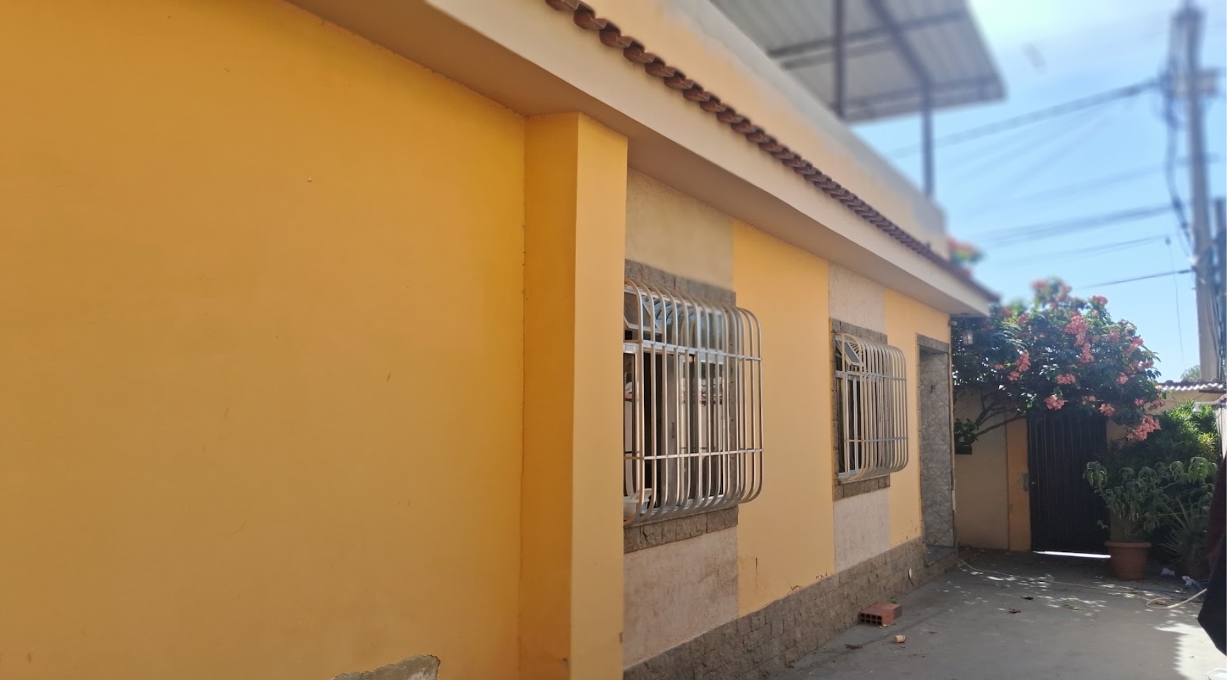 Imagem Casa com 3 Quartos à Venda, 132 m² em Laranjal - São Gonçalo