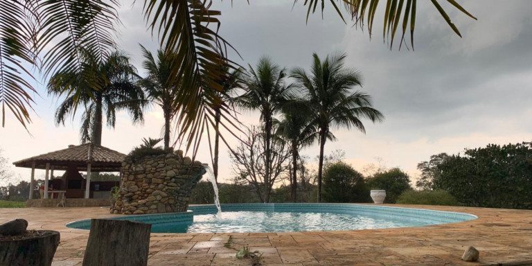 Chácara com 12 Quartos à Venda, 96.000 m² em Centro - Santa Isabel