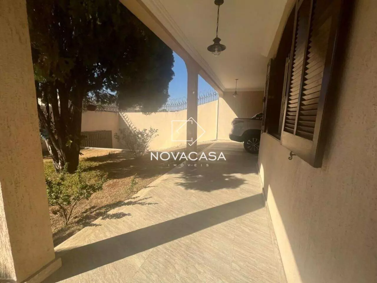 Foto do imóvel: Casa com 4 Quartos à Venda, 380 m² em Santa Mônica - Belo Horizonte