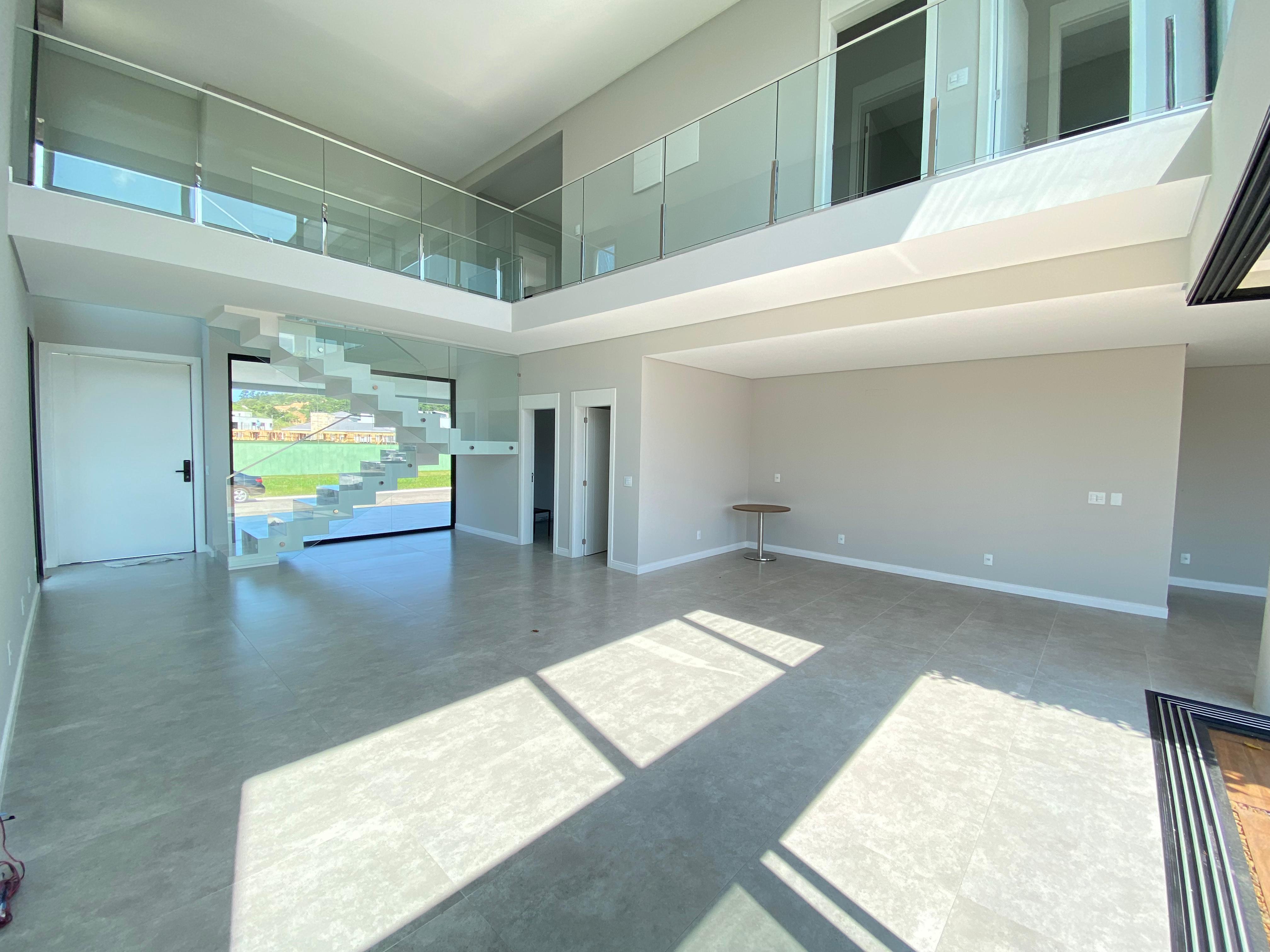 Imagem Casa com 4 Quartos à Venda, 370 m²em Santa Regina - Camboriú