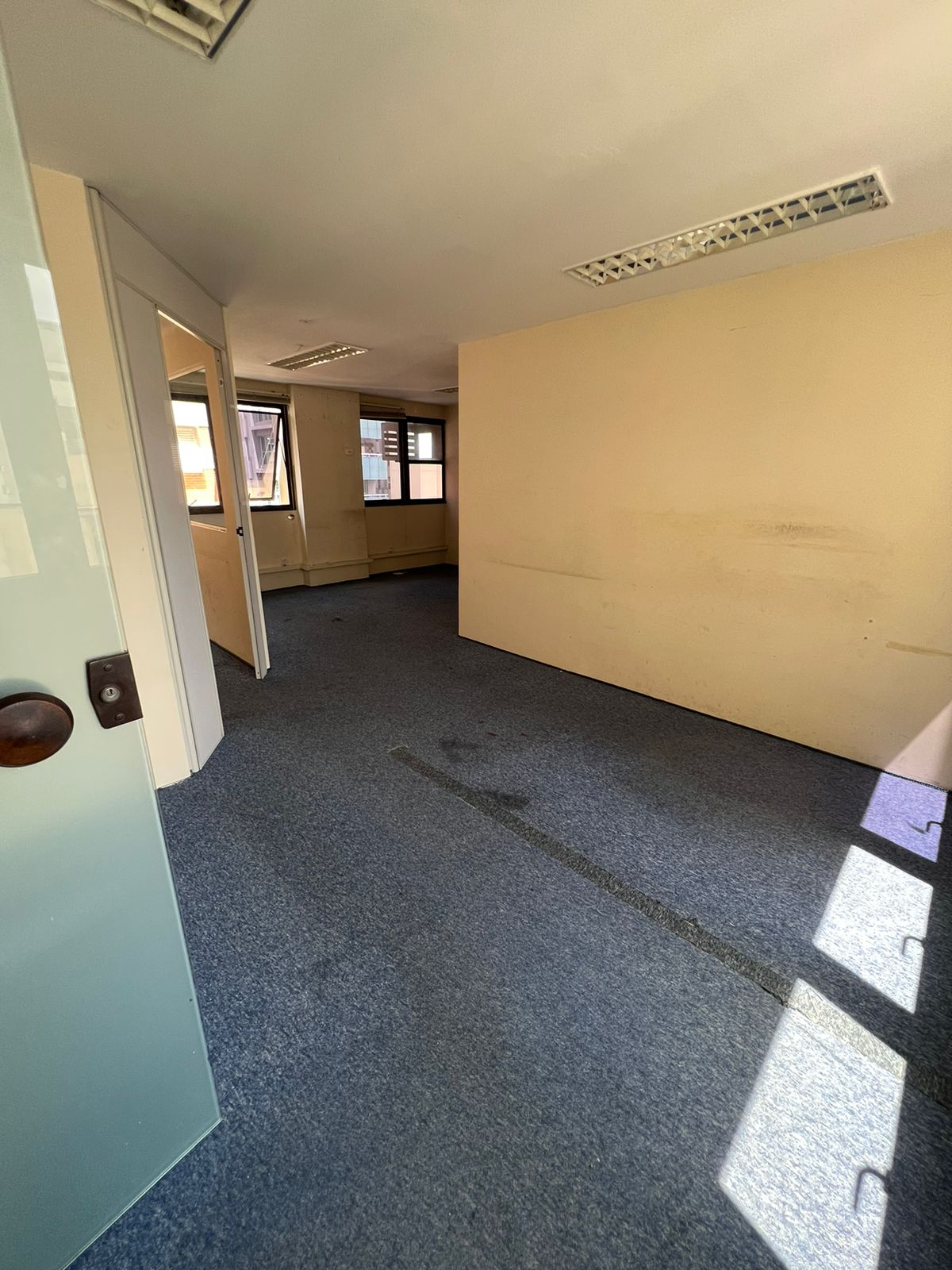 Imagem Sala Comercial para Alugar, 77 m²em Perdizes - São Paulo