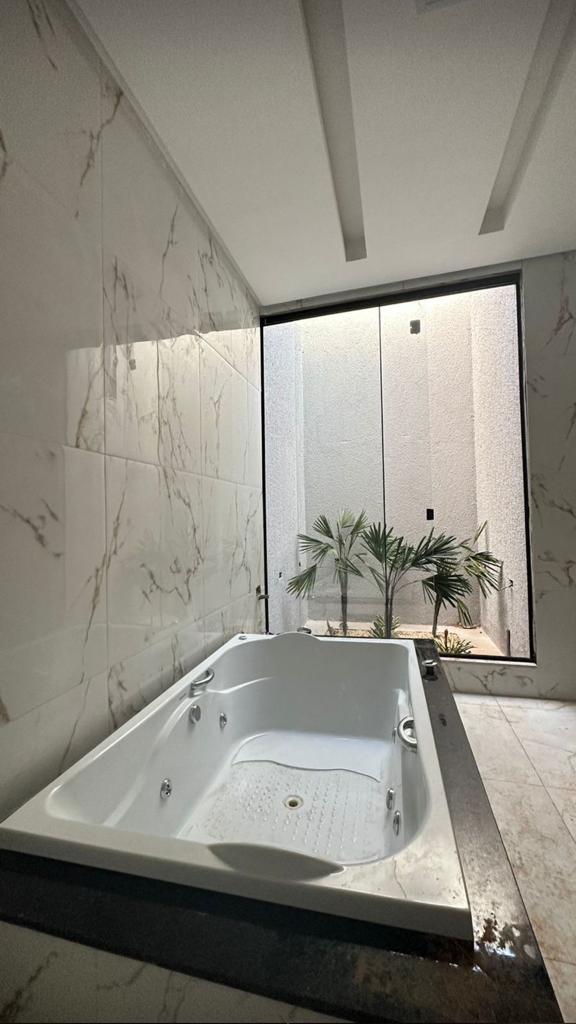 Imagem Casa com 3 Quartos à Venda, 187 m²em Setor Cristina II Expansão - Trindade