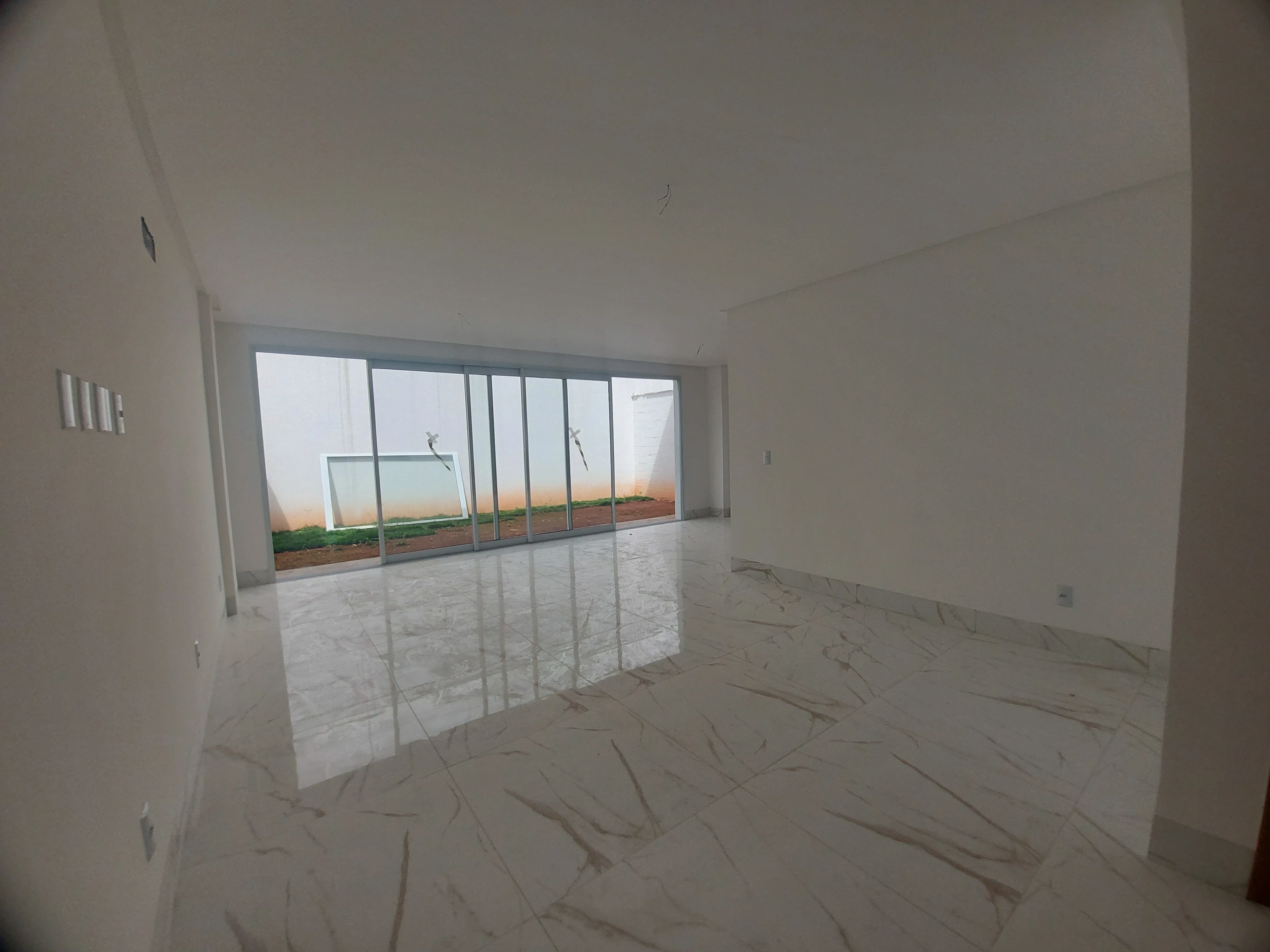 Imagem Casa de Condomínio com 3 Quartos à Venda, 154 m² em Jardim Vitória - Goiânia