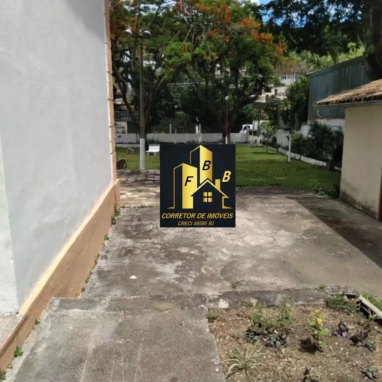 Imagem Terreno à Venda, 2160 metro em Badu - Niterói