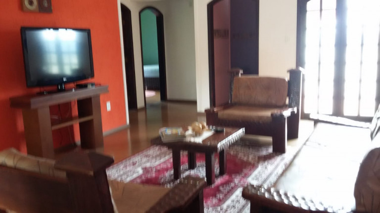 Imagem Chácara com 4 Quartos à Venda, 250 m² em Vila Cândida - São José dos Campos
