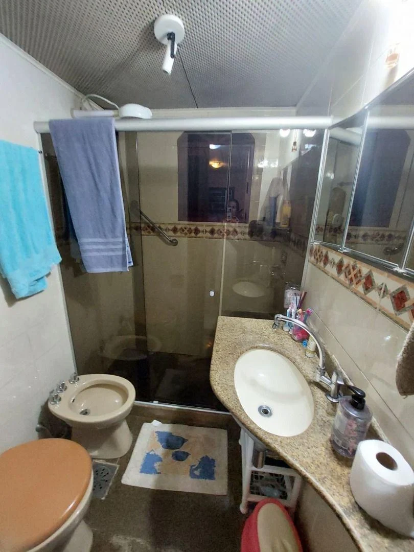 Imagem Casa com 5 Quartos à Venda, 240 m²em Maravista - Niterói