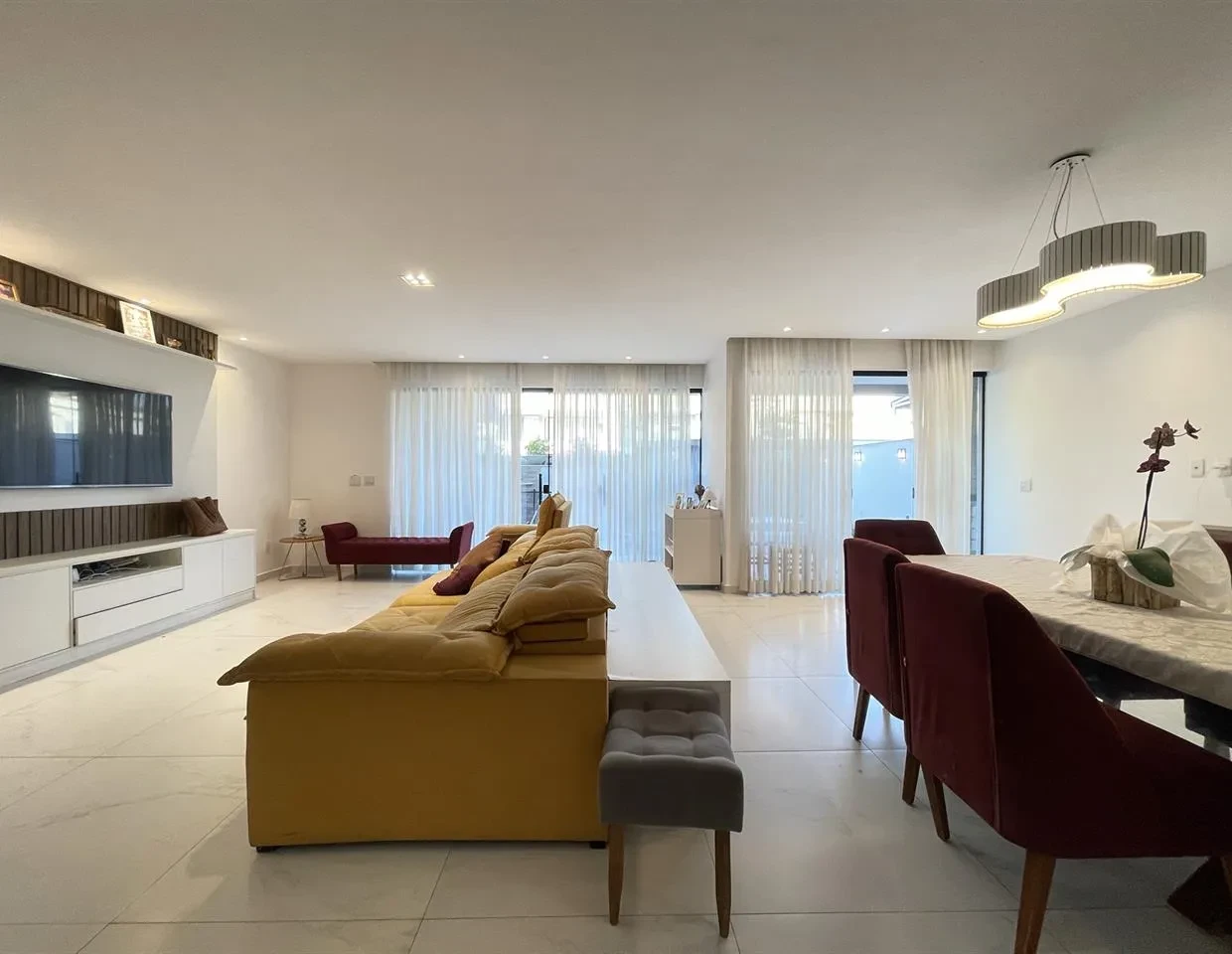 Foto do imóvel: Casa de Condomínio com 4 Quartos à Venda, 392 m² em Recreio dos Bandeirantes - Rio de Janeiro