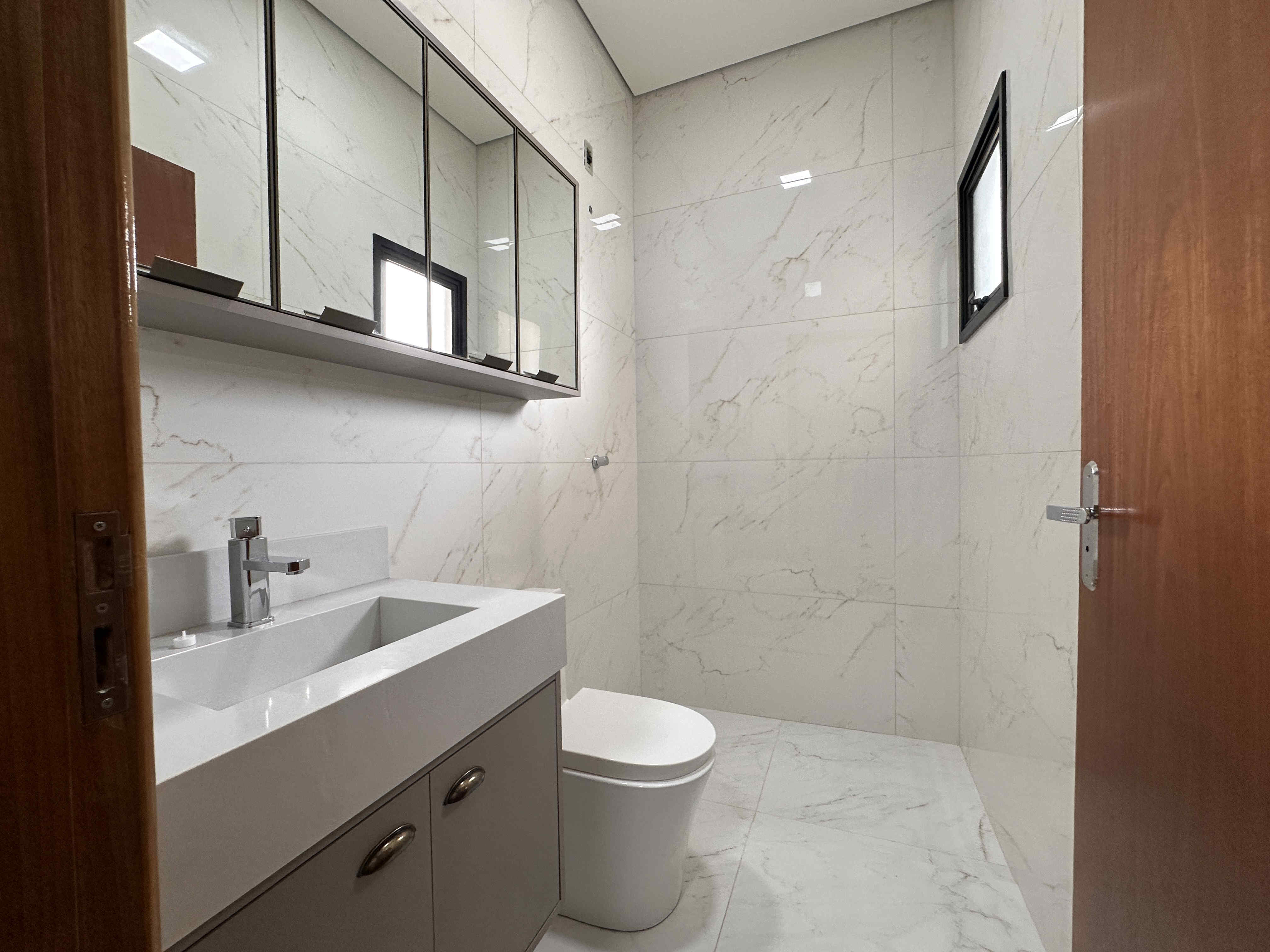 Imagem Casa de Condomínio com 4 Quartos à Venda, 175 m²em Jardim Guarujá - Salto