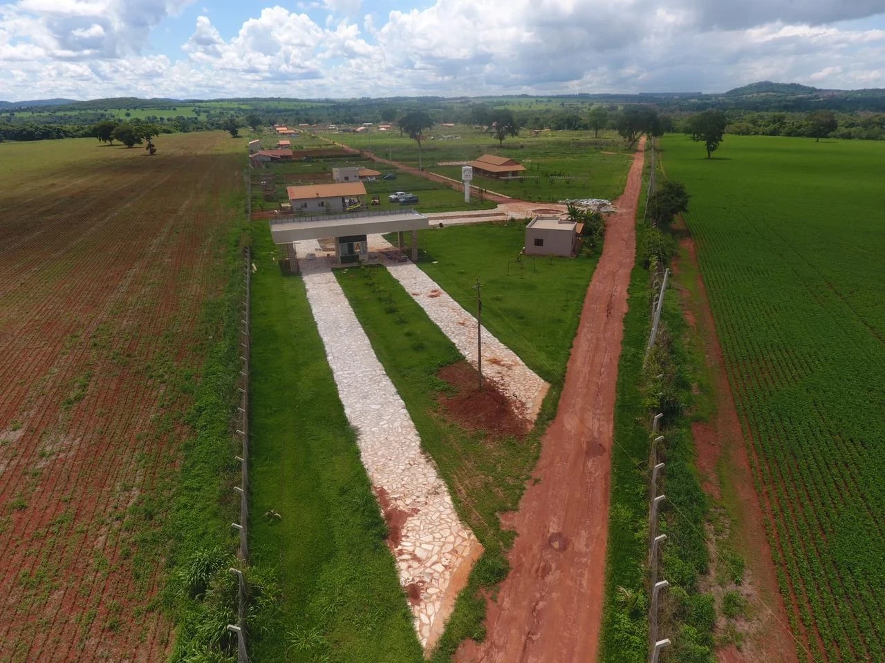 Imagem Terreno em Condomínio à Venda, 1000 m² em Varjão - Varjão