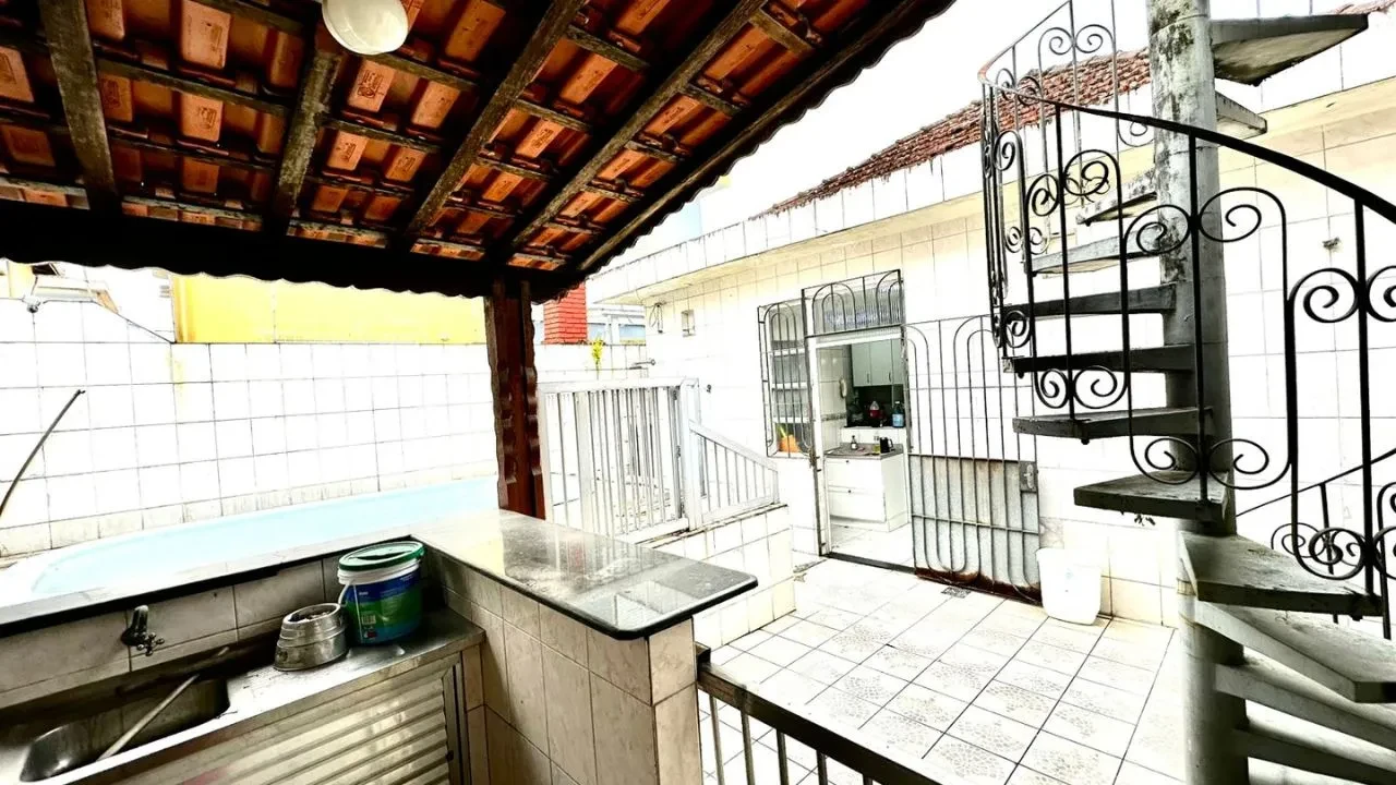 Imagem Casa com 3 Quartos à Venda, 275 metros em Bom Retiro - Santos