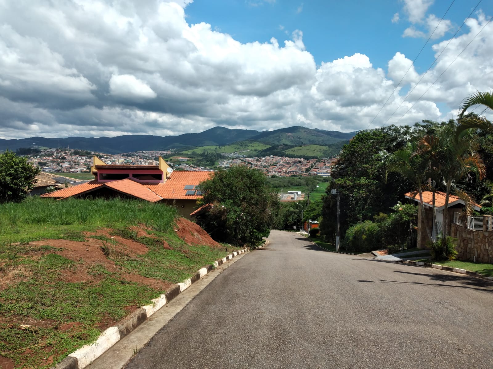 Imagem Casa de Condomínio com 4 Quartos à Venda, 190 m² em Marf II - Bom Jesus dos Perdões